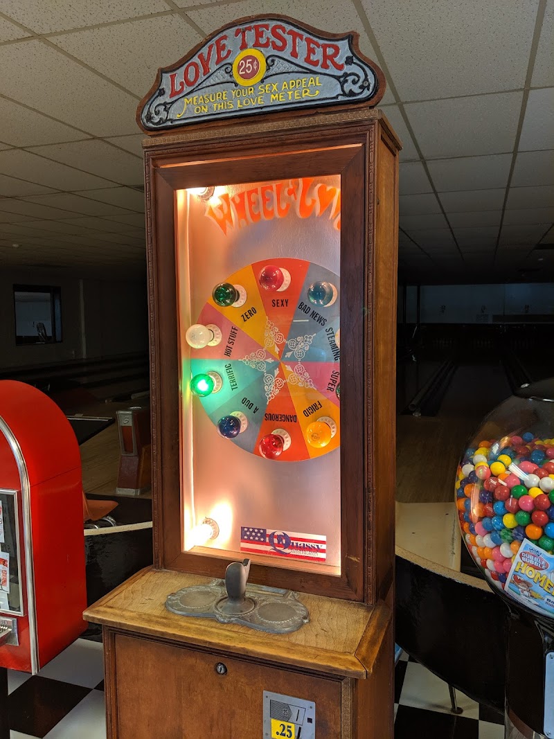 Danbury Duckpin Lanes photo 5