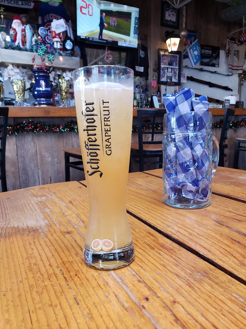 Das Biergarten photo 2