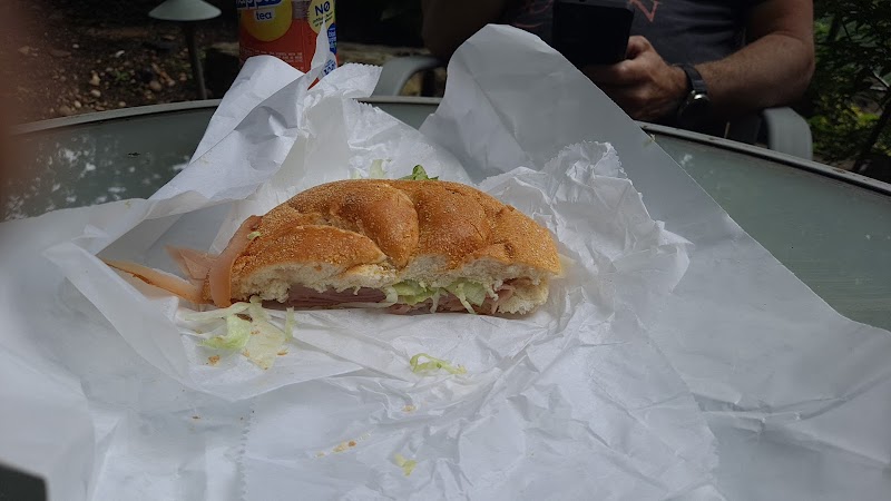 Deer Hills Delicatessen photo 3