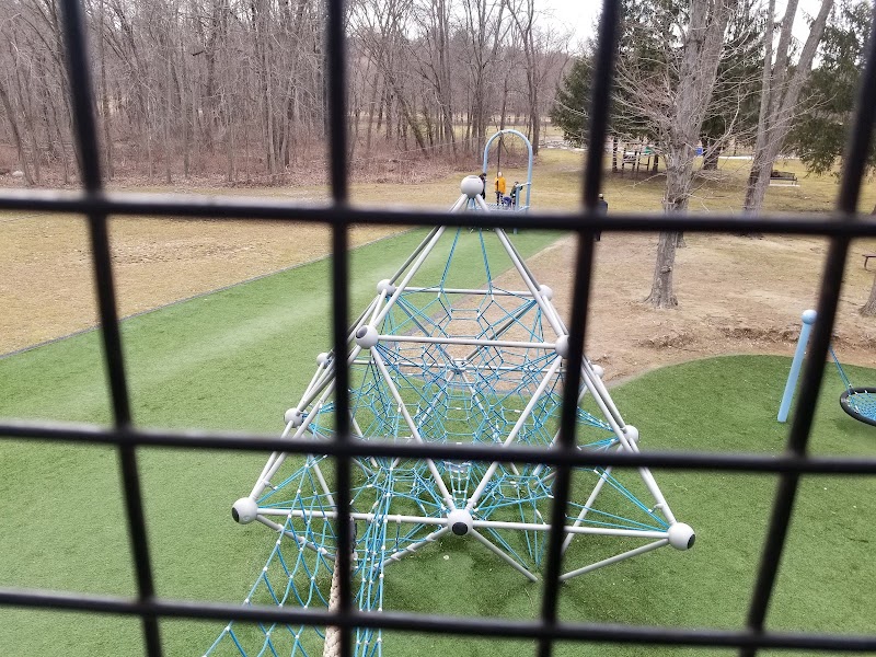 Dickinson Memorial Park photo 4