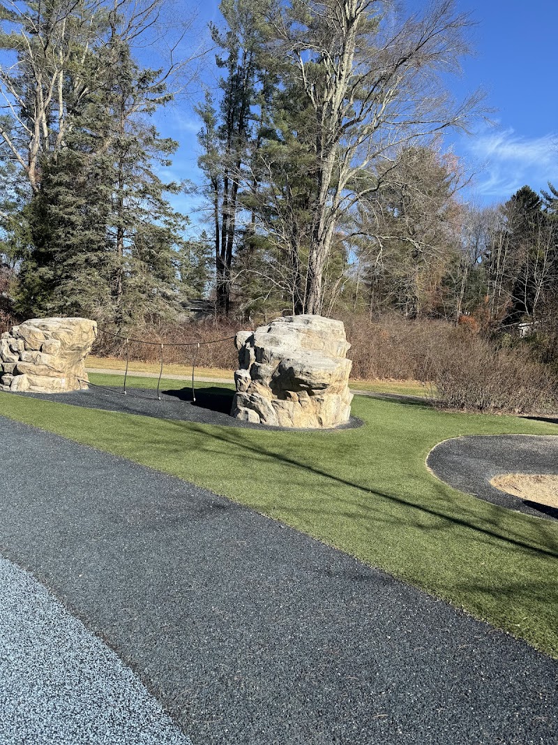 Dickinson Memorial Park photo 5