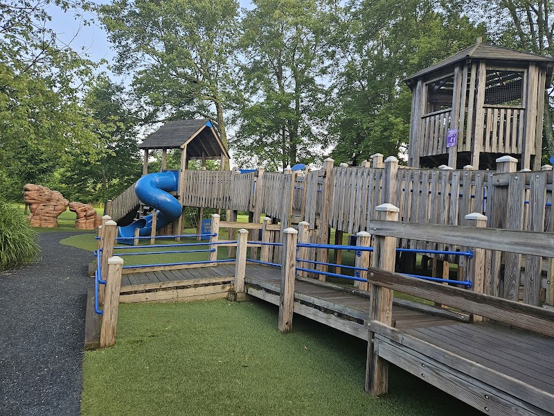 Dickinson Playground photo 2