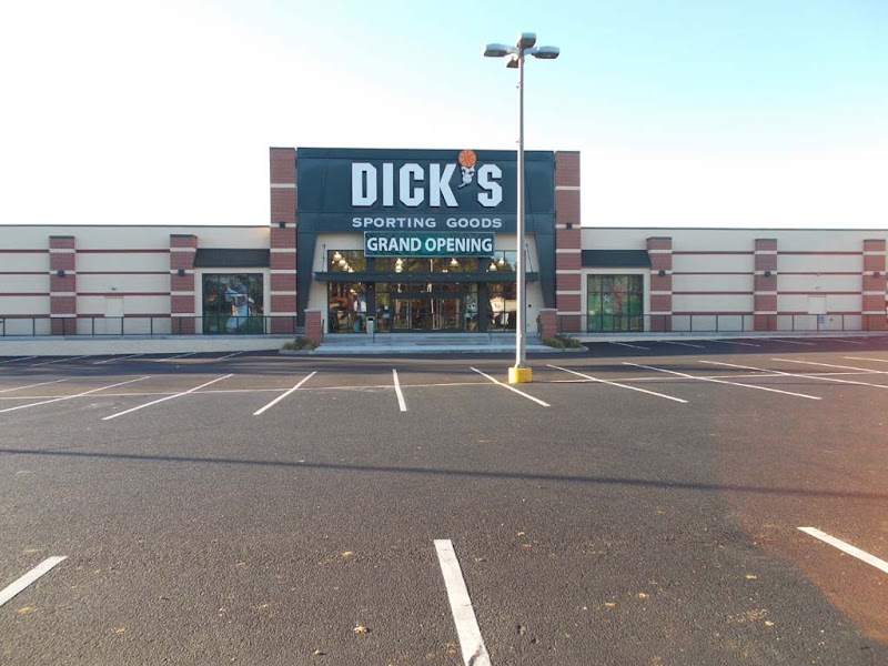 DICK'S Sporting Goods photo 4