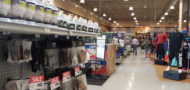 DICK'S Sporting Goods photo 4