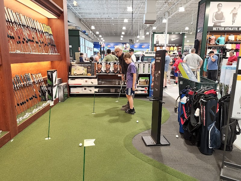 DICK'S Sporting Goods photo 3