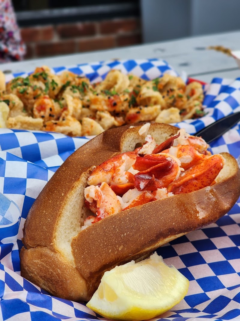 DJ's Clam Shack Huntington photo 3