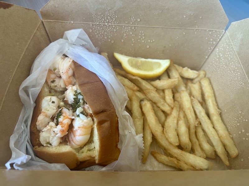 DJ's Clam Shack Wantagh photo 4