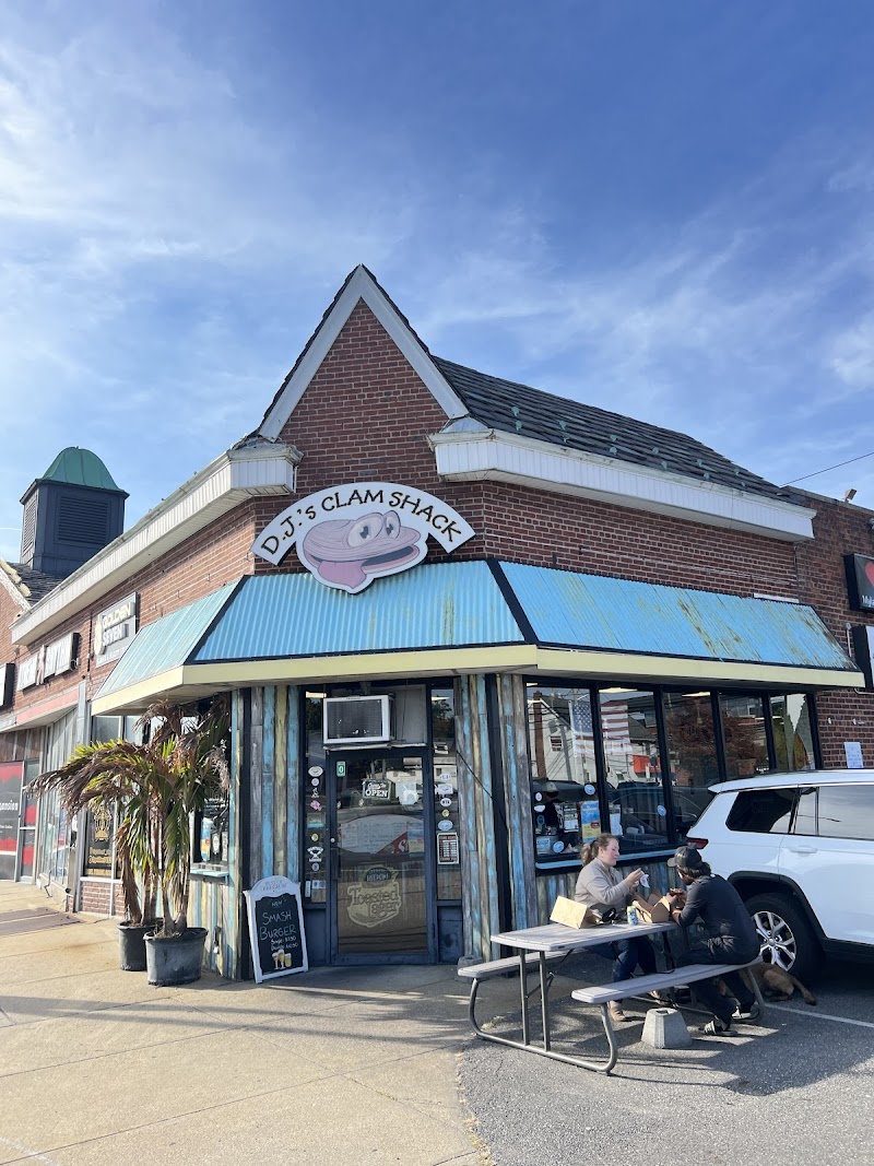 DJ's Clam Shack Wantagh photo 5