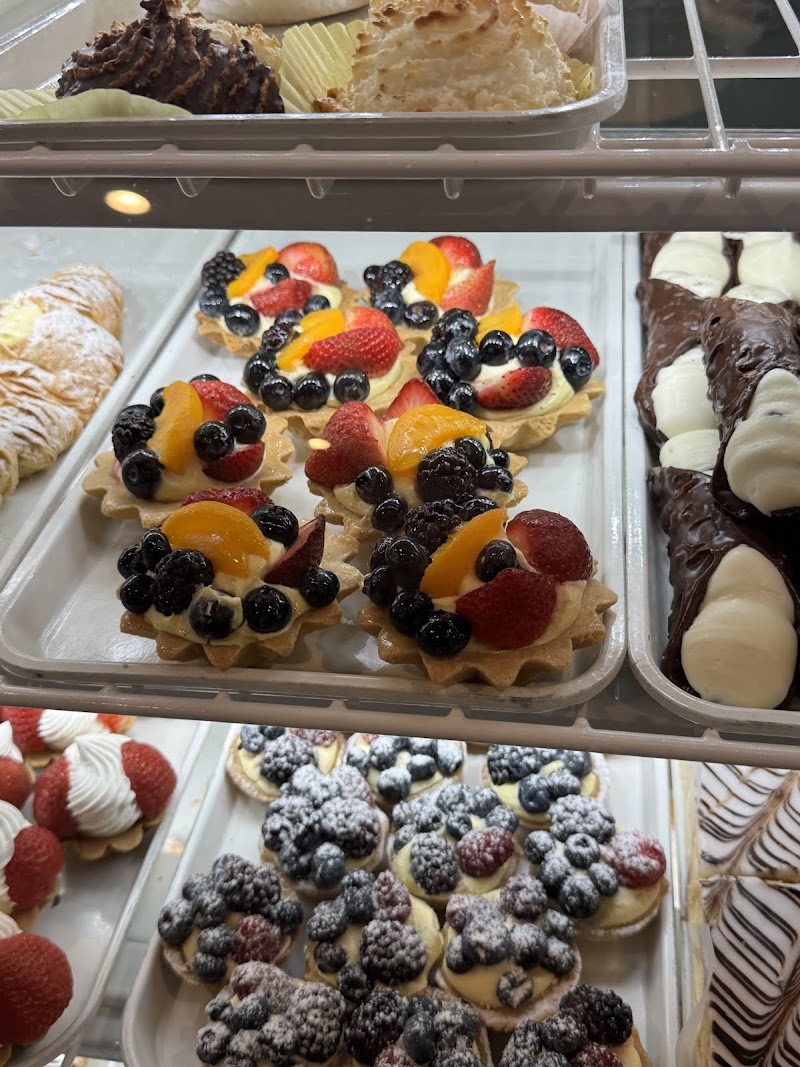 Dolci Momenti Bakery photo 3