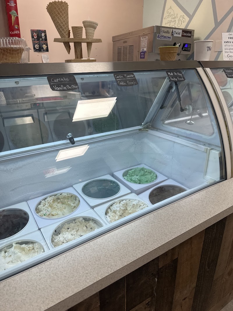 Double Twister Ice Cream photo 4