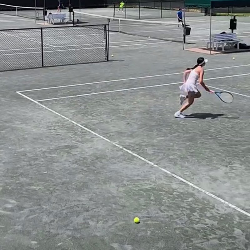East Hampton Indoor Tennis photo 2