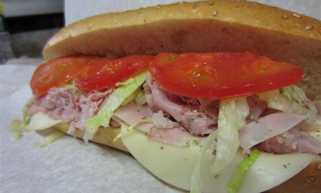 East Quogue Pizza & Deli photo 4
