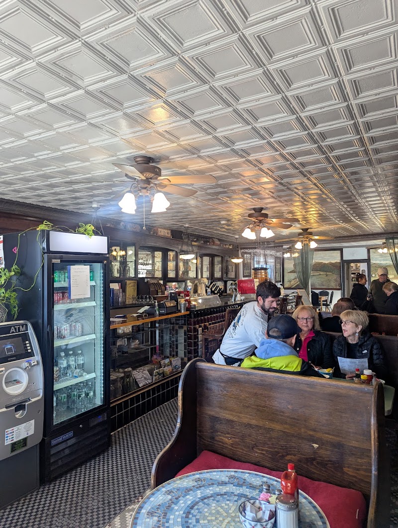 Eckart's Luncheonette photo 3