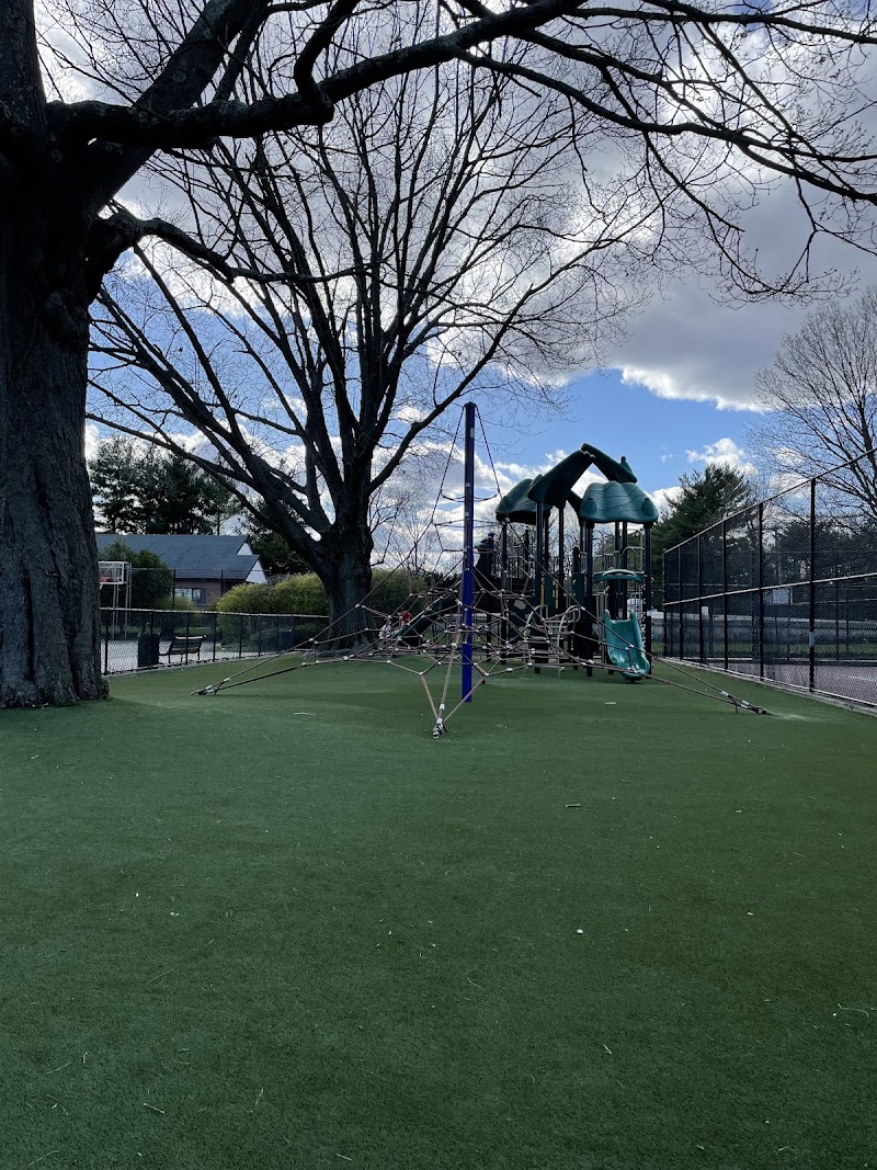 Edgemere Park photo 4