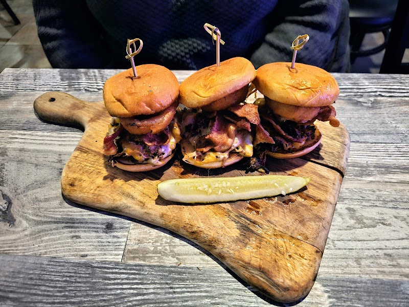 Edgewood Bar & Grill photo 2