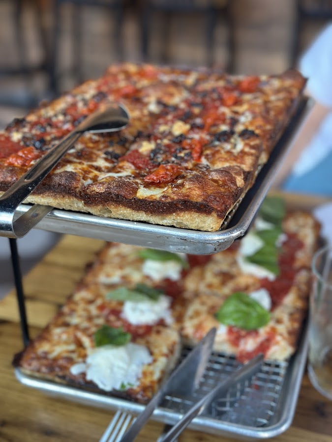 Emmy Squared Pizza photo 4