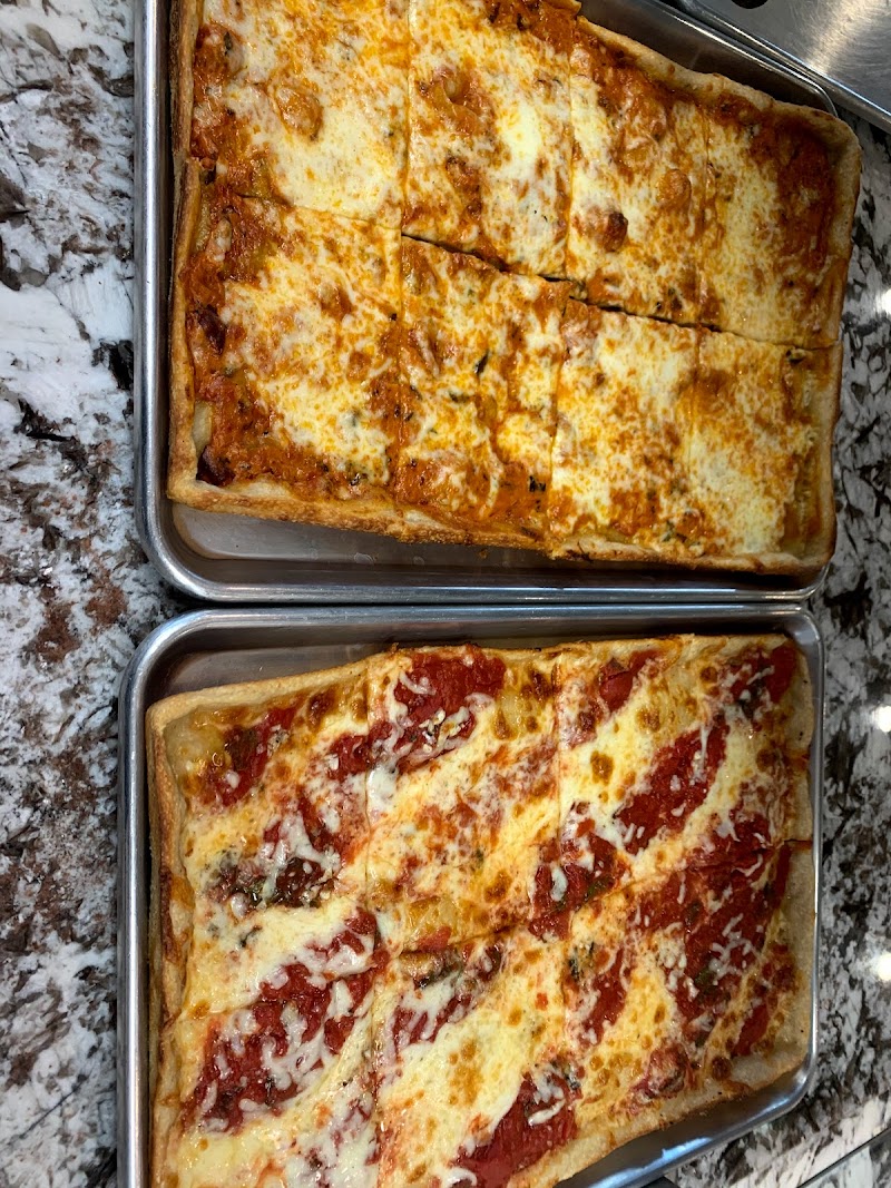 Enzo’s Pizza Of Garden City photo 5
