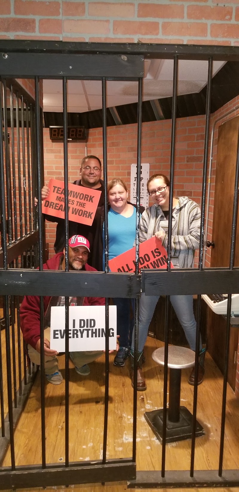 Escape the Room Game LI photo 3