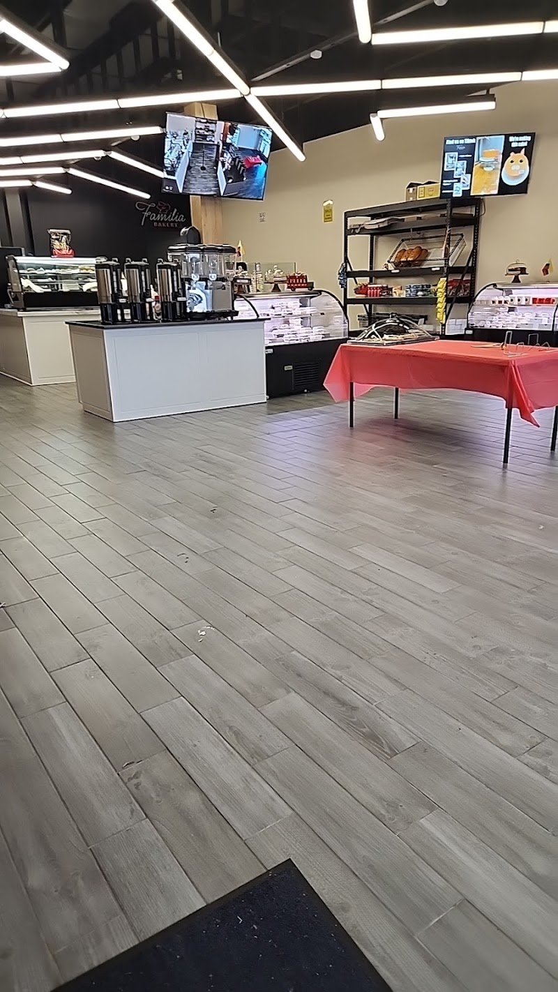 Familia Bakery photo 3