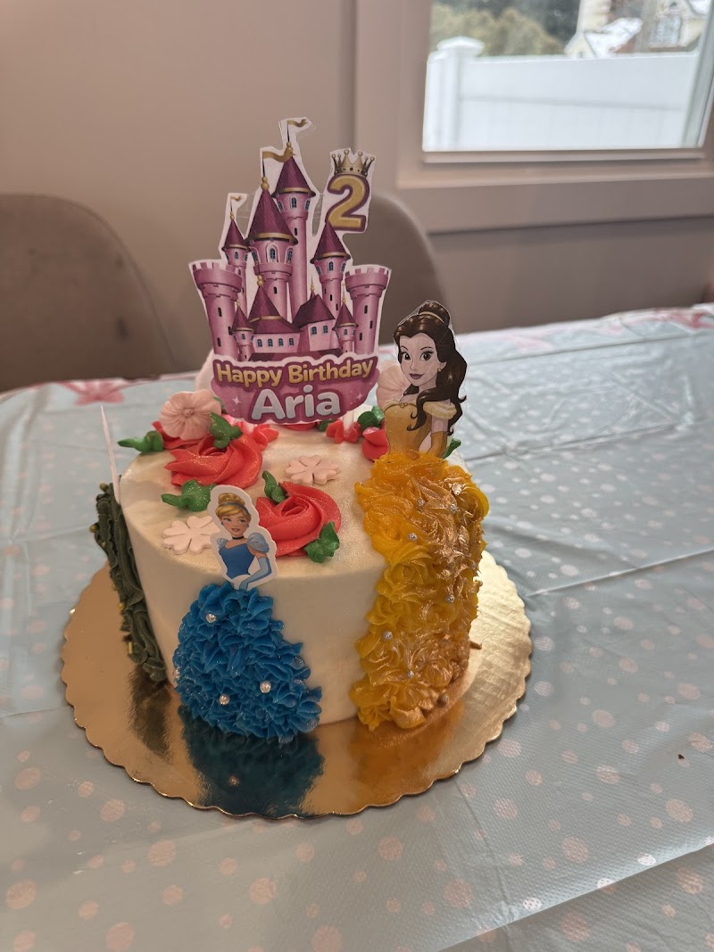 Familia Bakery photo 5