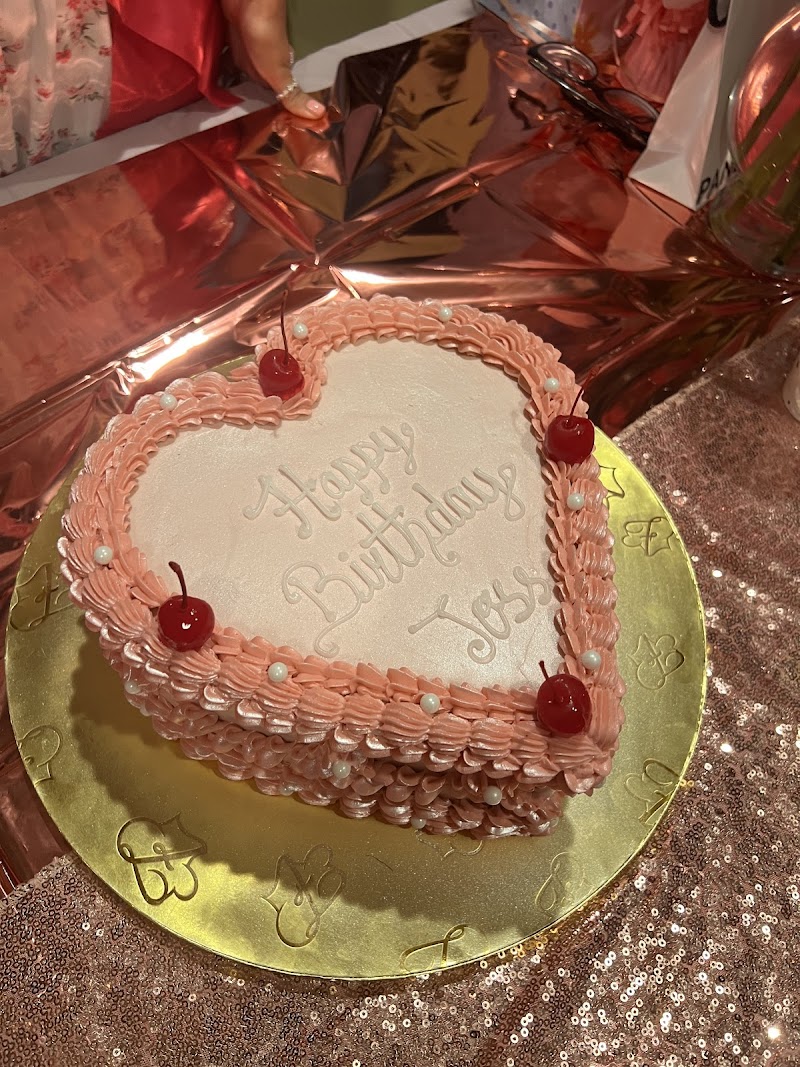 Familia Bakery photo 3