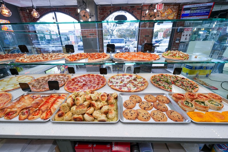Famous Lucas Pizzeria photo 4