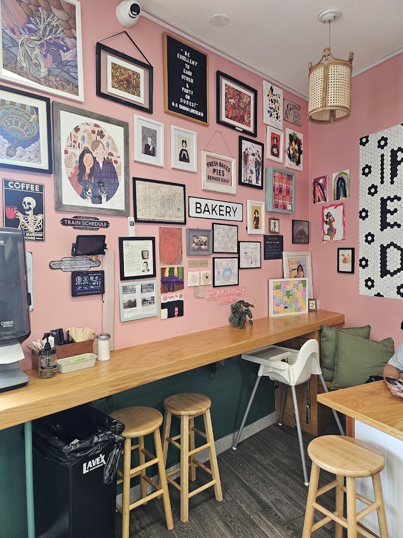 Fern & Aurora Dessert Shop photo 3