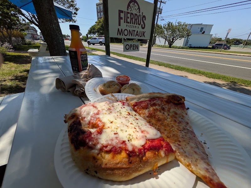 Fierro’s Pizza Montauk photo 2