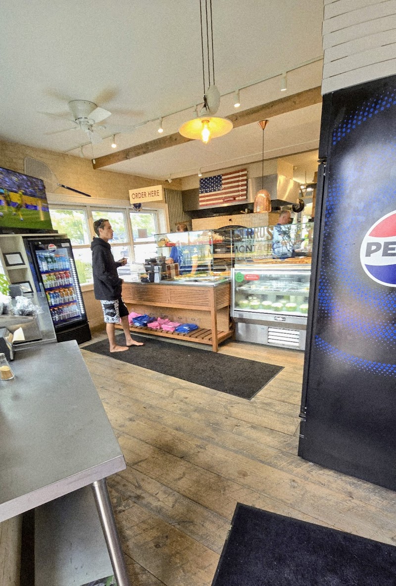 Fierro’s Pizza Montauk photo 5