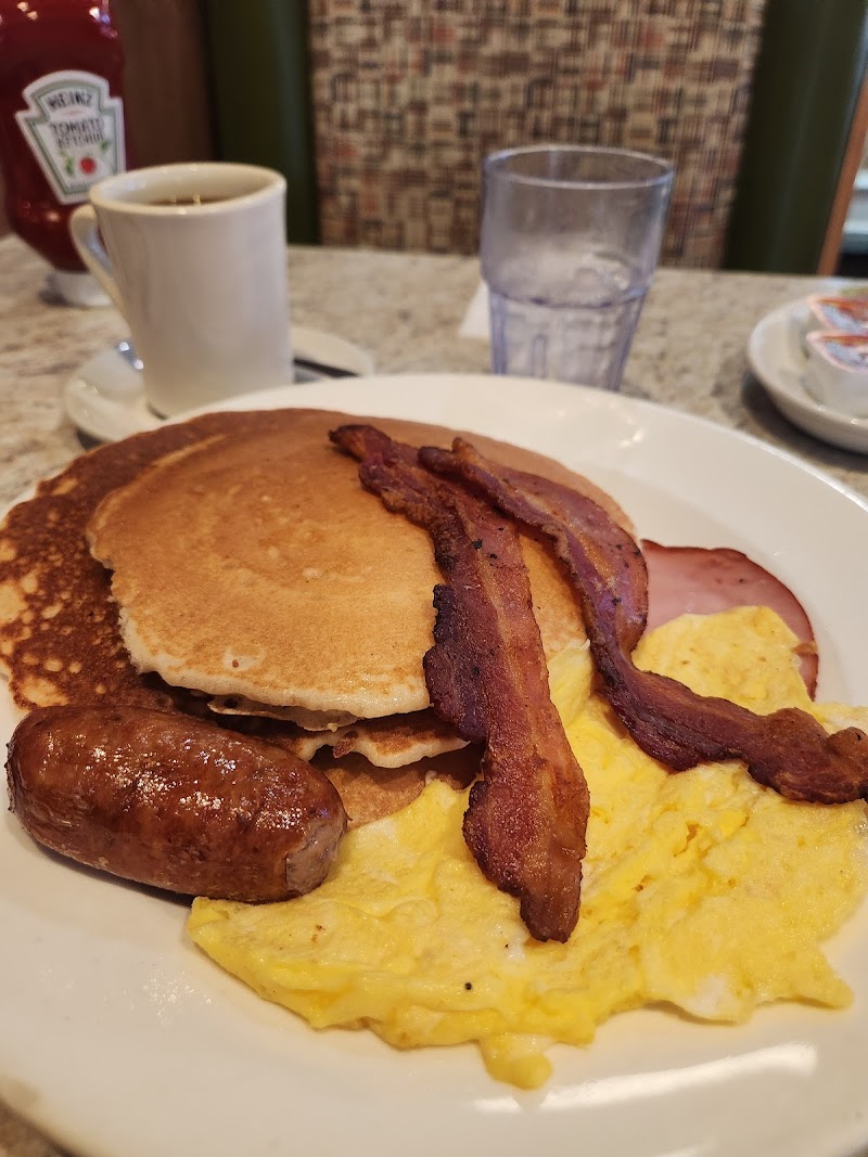 Floral Park Diner photo 3