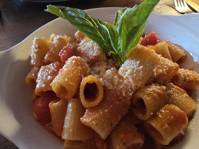 Flora’s Wine Bar & Restaurant photo 4