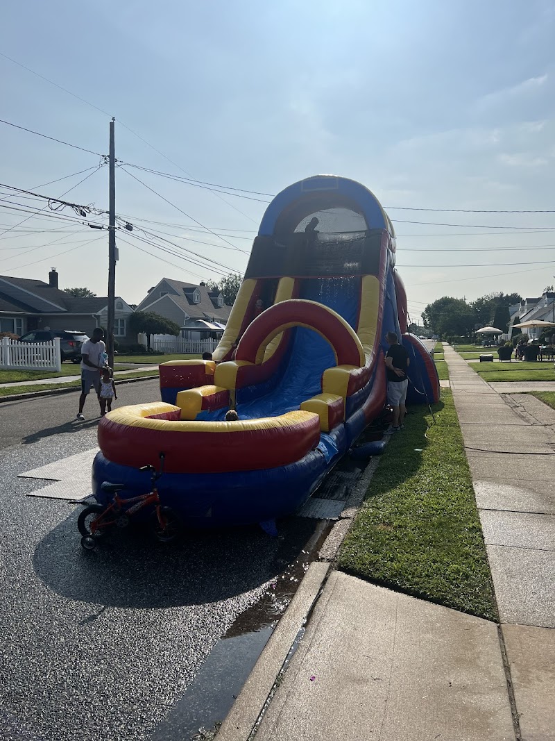 Flo's Inflatables photo 4