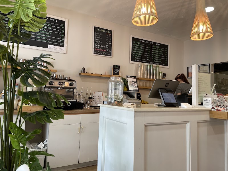 Four Oaks Cafe & Juice Bar photo 4