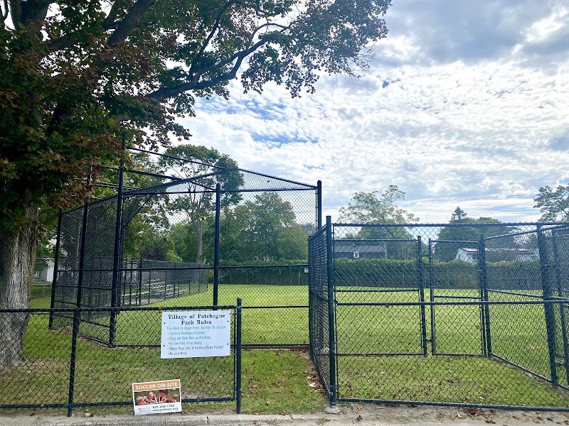 Four Sisters Park photo 2