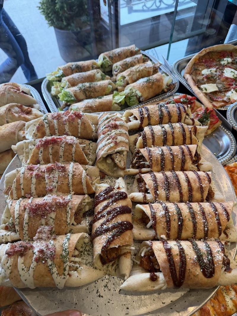 Francesco's Pizzeria & Restaurant photo 2