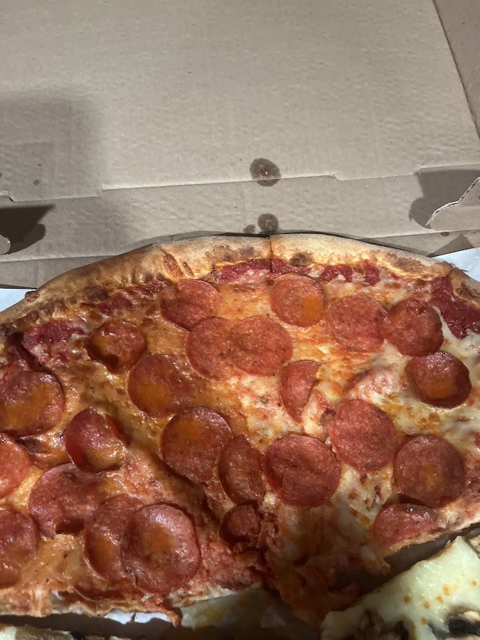 Franco Gianni's Restaurant & Pizza photo 2