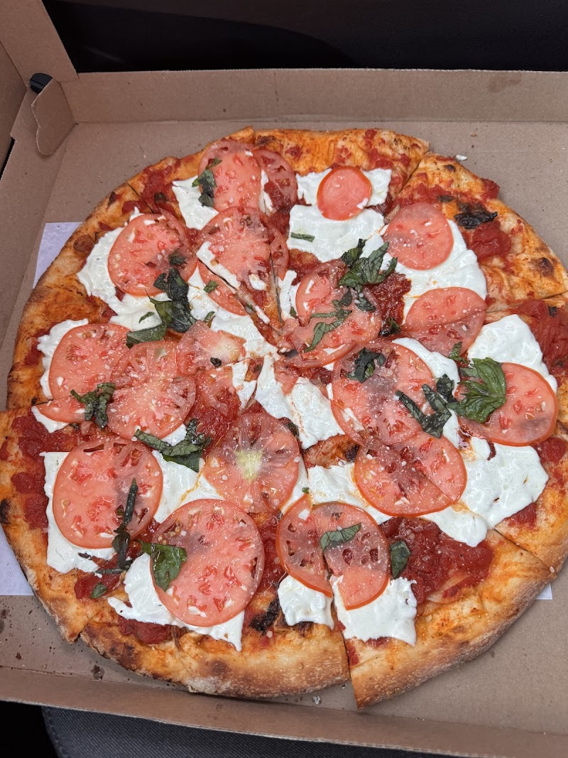 Fratelli’s Pizzeria & Restaurant photo 3