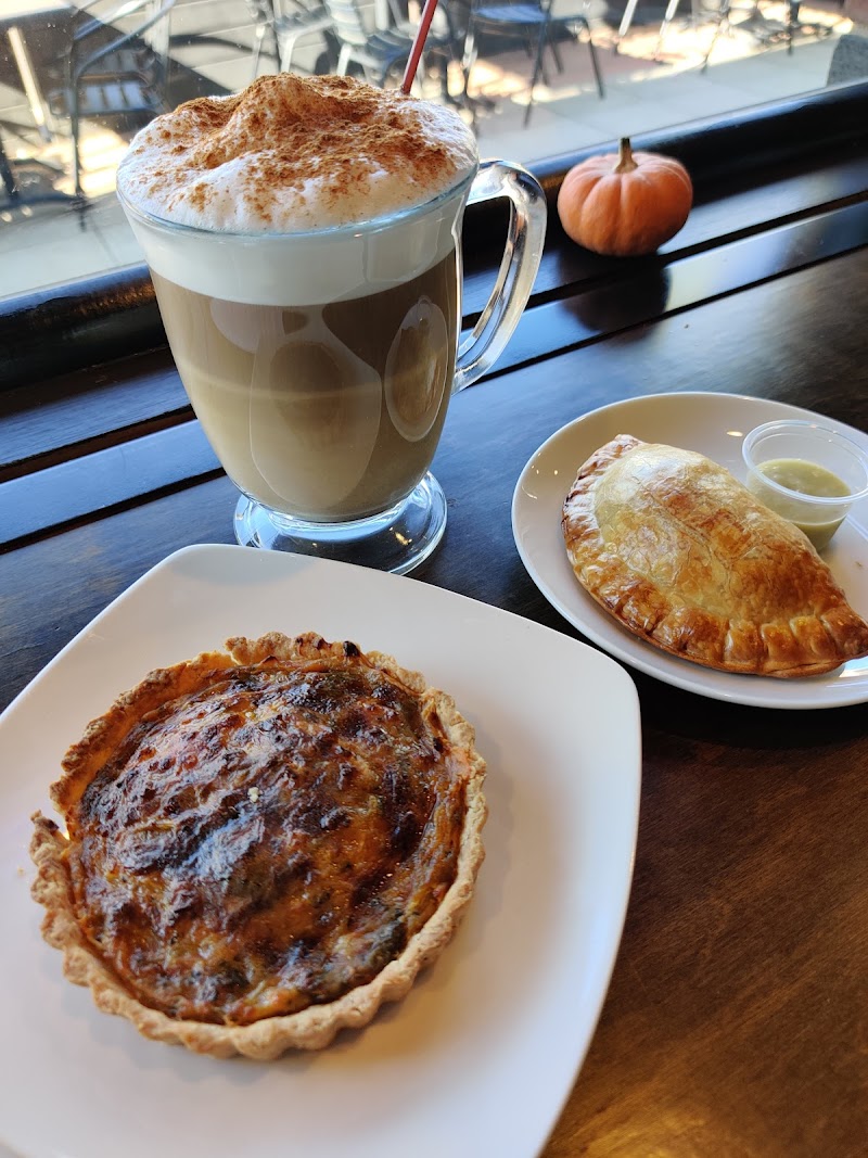 Friends Cafe photo 4