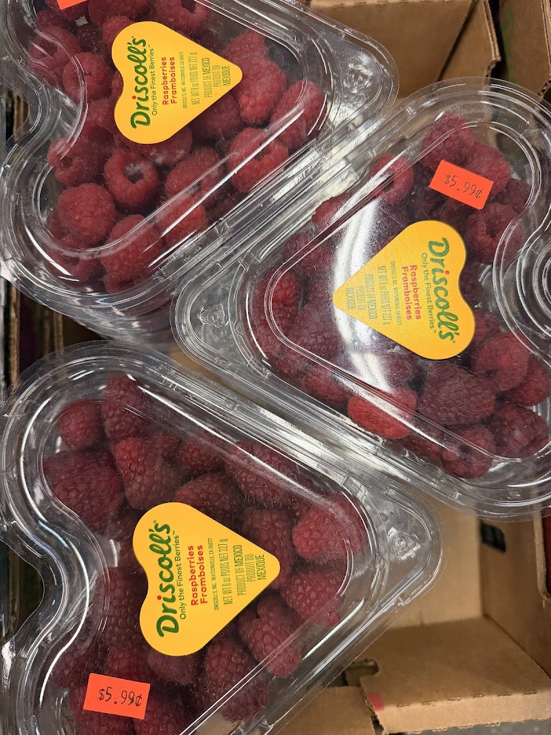 Fruit Warehouse Deli photo 4