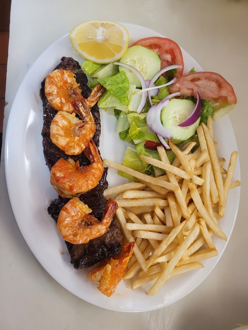 Gabino's Diner photo 2