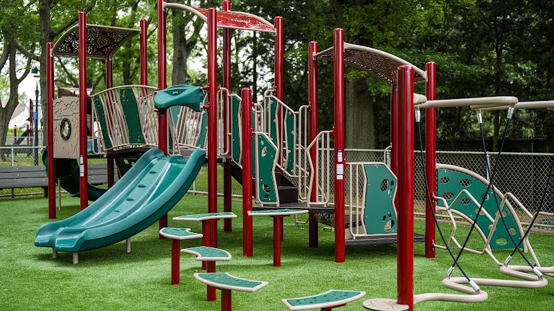 Garden City South Park photo 1