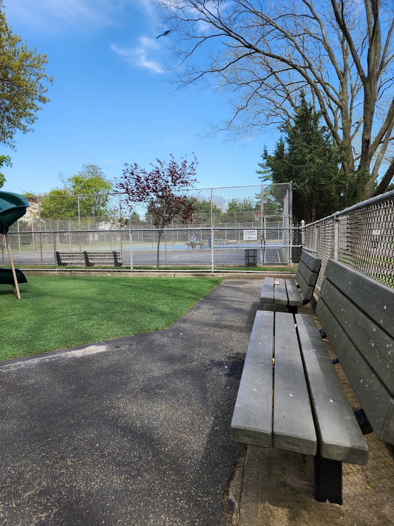 Garden City South Park photo 2