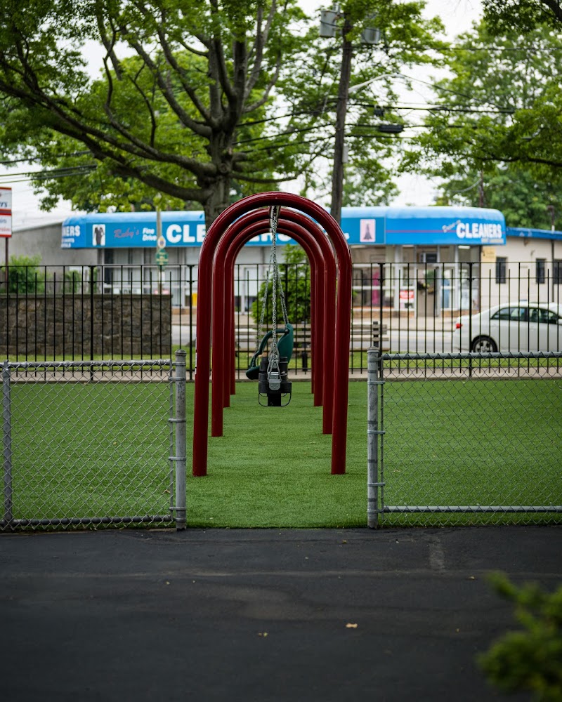 Garden City South Park photo 4