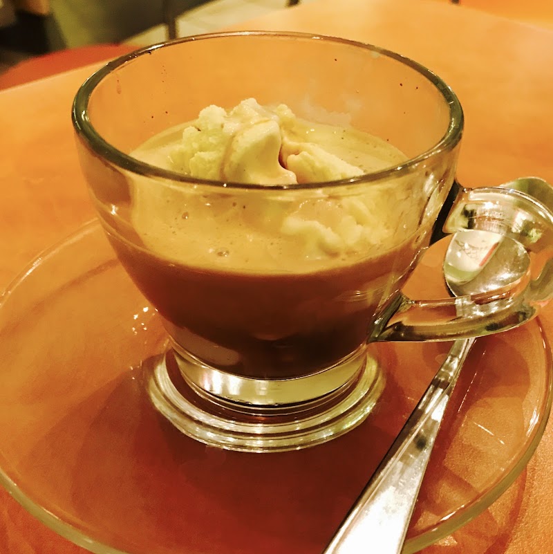 Gelatissimo Artisan Gelato photo 2