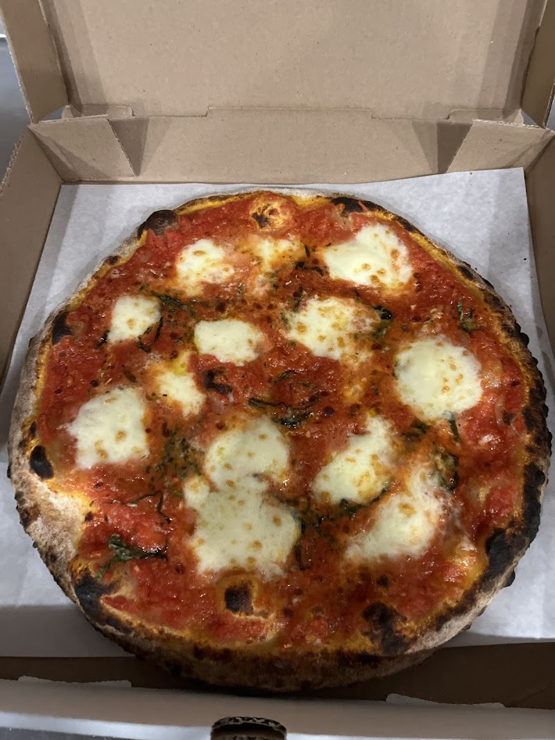 Genoa Deli & Pizza photo 3