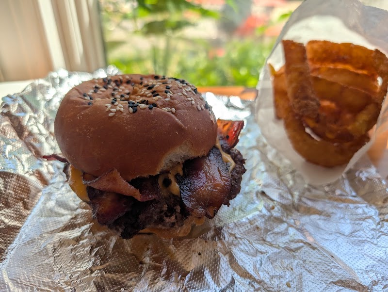Gimme Burger photo 3