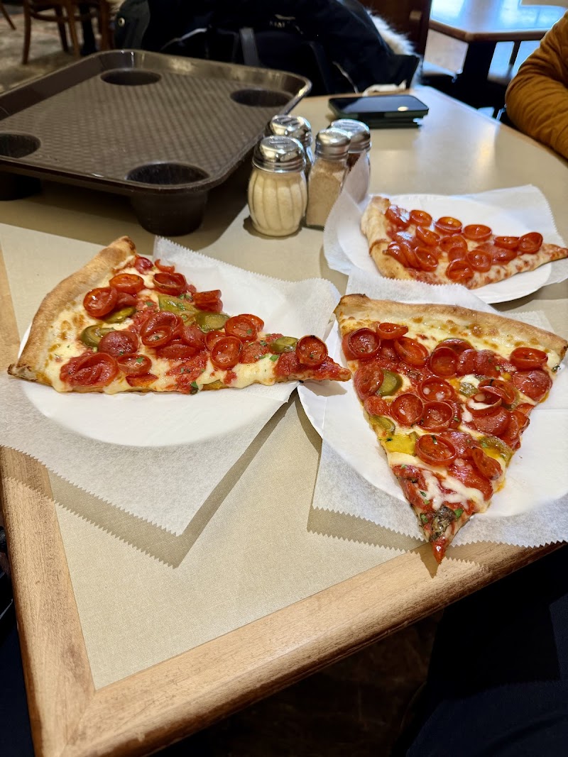 Gino's Long Beach photo 3