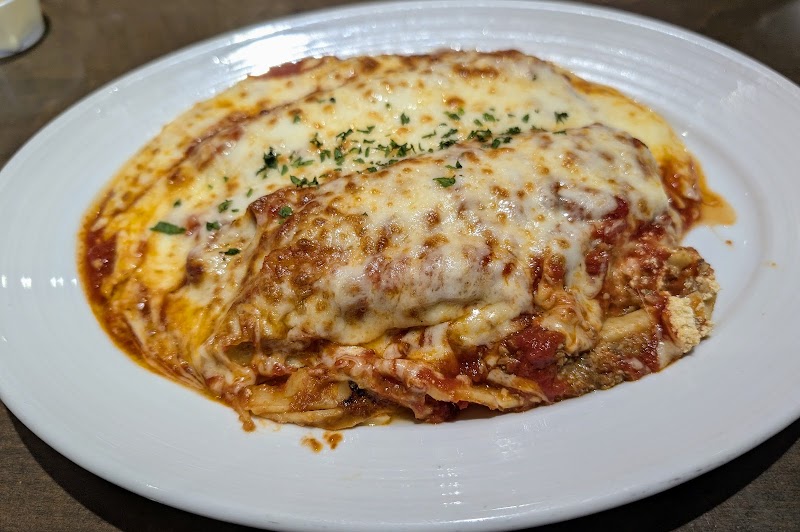 Gino's Long Beach photo 5