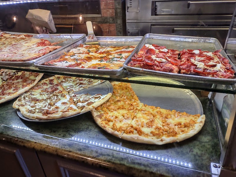 Gino's Pizza photo 4