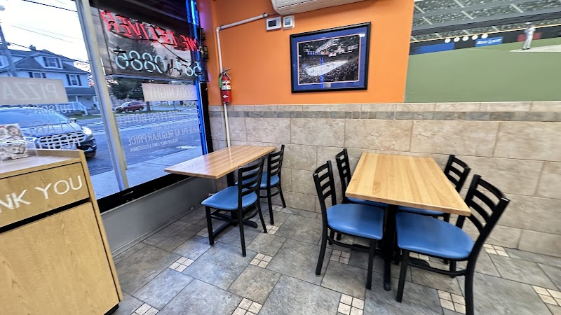 Gio's Pizza photo 4